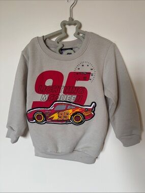 Beige Kids Sweatshirt with lightning McQueen embroidered